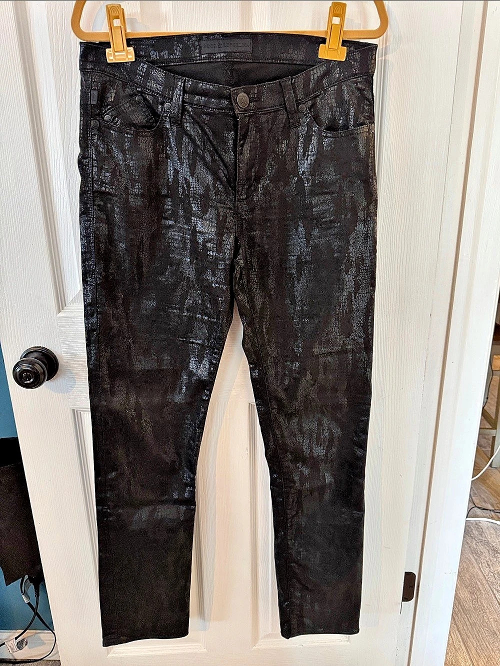 Rock & Republic Berlin Coated Skinny Jeans Black Size 14 M